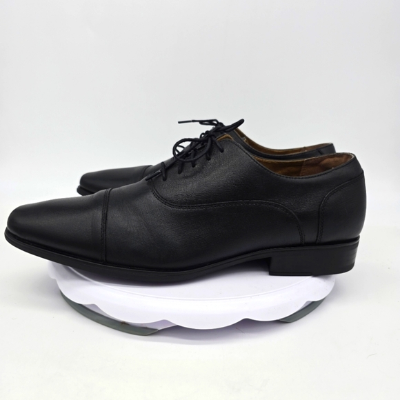 Florsheim Shoe Men's 11 D Postino Cap Toe Oxfords Black - Picture 1 of 8